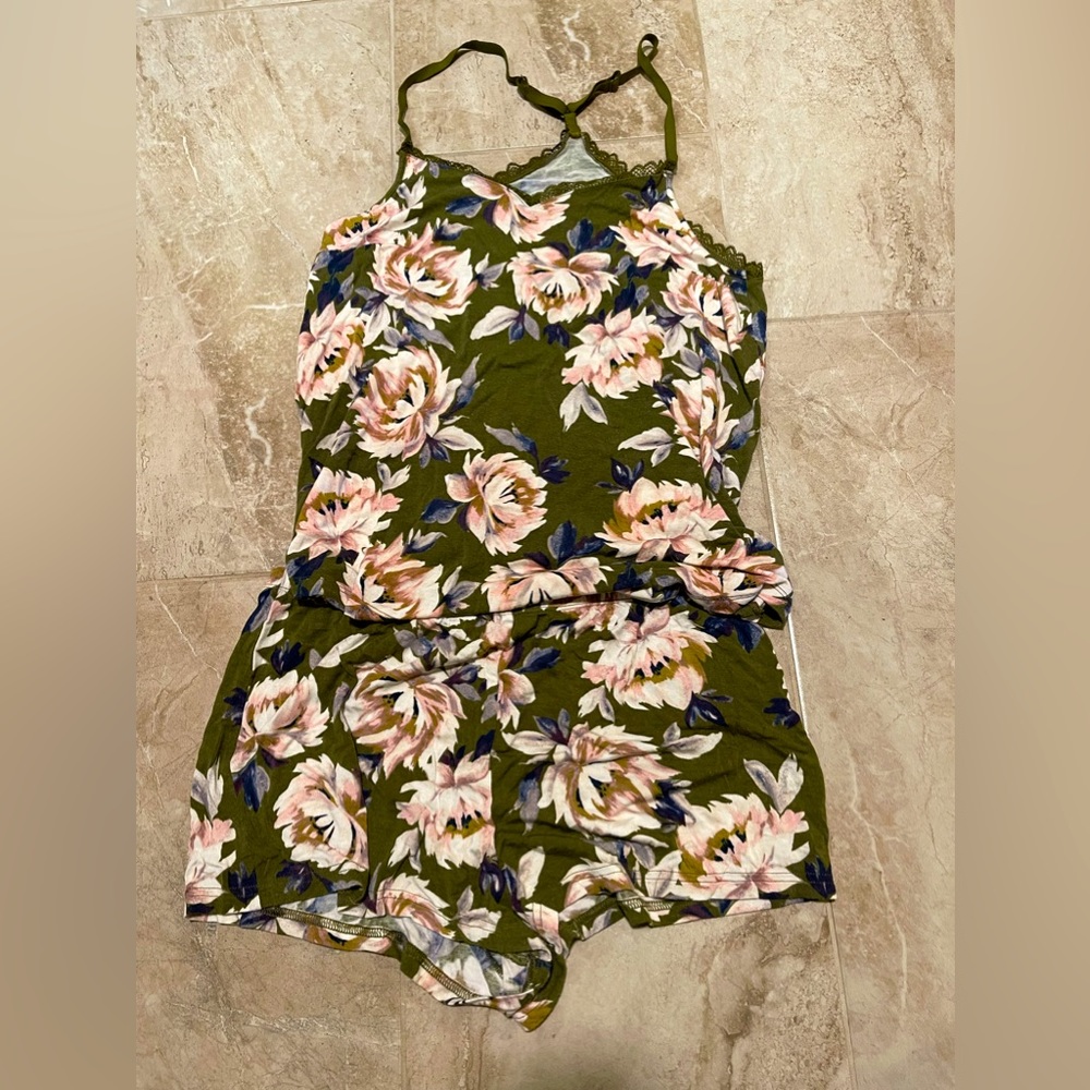 💚 3/$15 Pajama Set